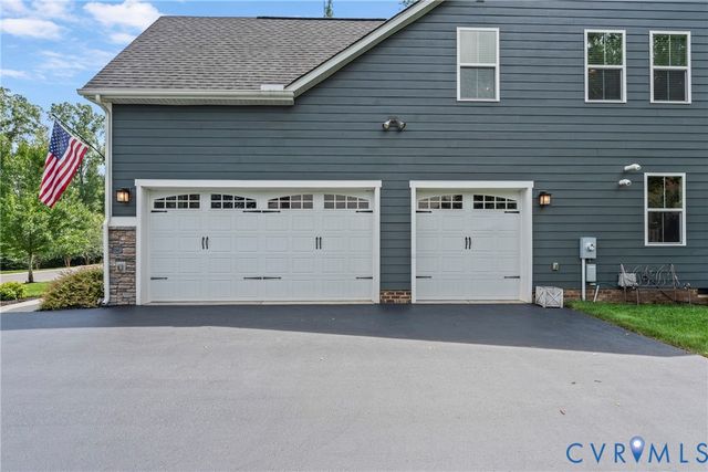 11612 Rolling Leaf Ln, Glen Allen, VA 23059