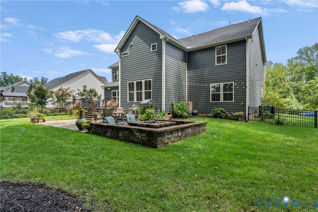11612 Rolling Leaf Ln, Glen Allen, VA 23059