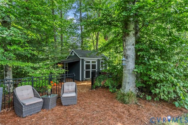 11612 Rolling Leaf Ln, Glen Allen, VA 23059