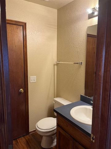 10212 Jetty Court, Oklahoma City, OK 73159