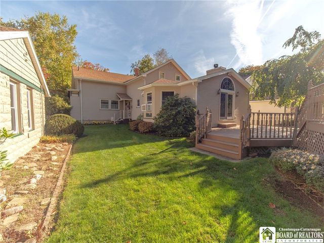 31 Liberty Street, Pomfret, NY 14063