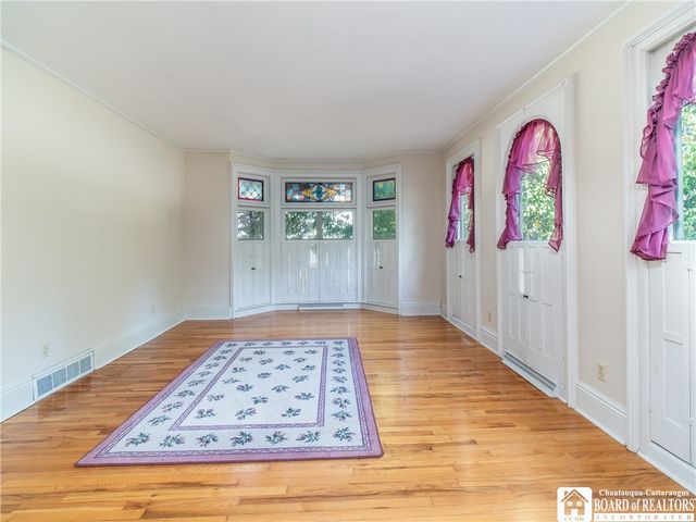 31 Liberty Street, Pomfret, NY 14063