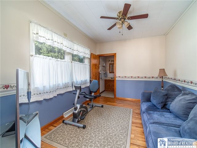 31 Liberty Street, Pomfret, NY 14063