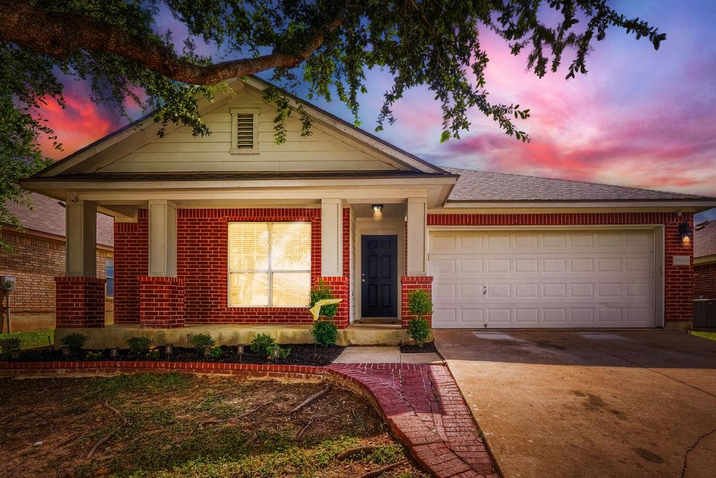 19009 Leigh LN, Pflugerville, TX 78660