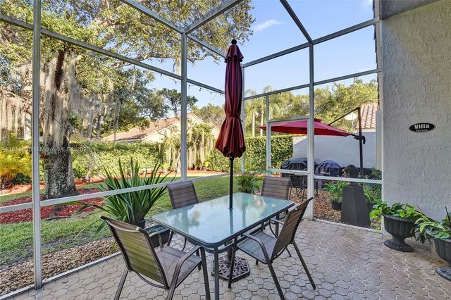 2019 Cove Ln, Weston, FL 33326