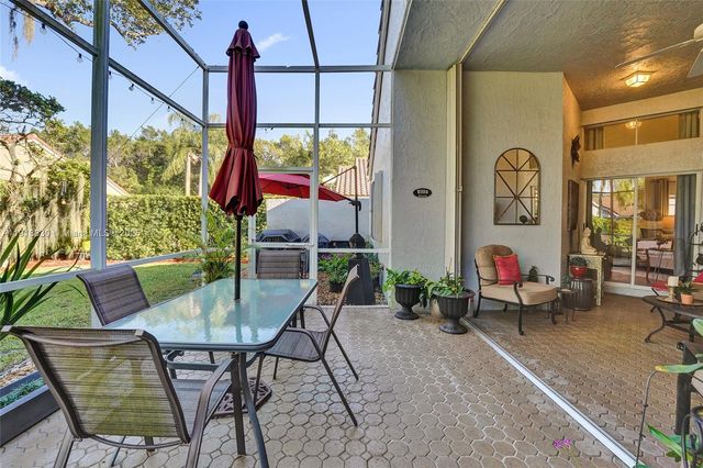 2019 Cove Ln, Weston, FL 33326