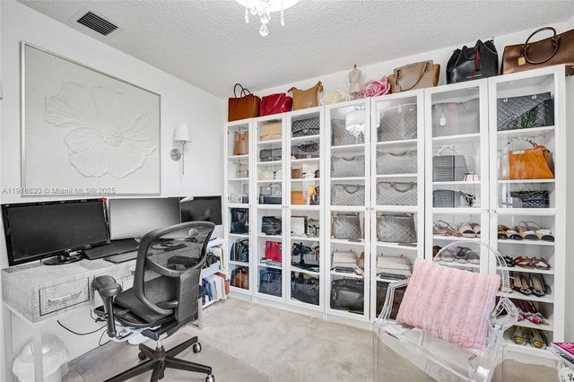 2019 Cove Ln, Weston, FL 33326