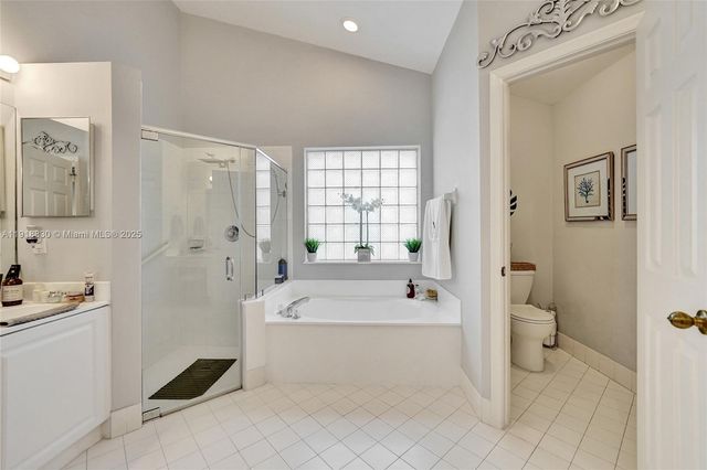 2019 Cove Ln, Weston, FL 33326