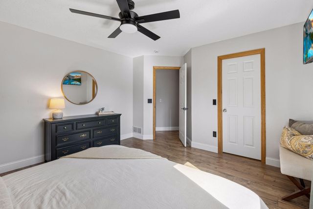 639 129th Avenue NE, Blaine, MN 55434