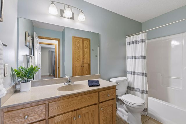 639 129th Avenue NE, Blaine, MN 55434