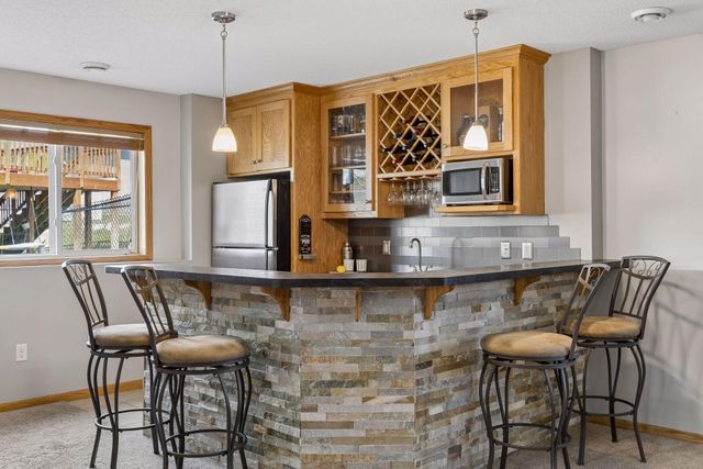 639 129th Avenue NE, Blaine, MN 55434