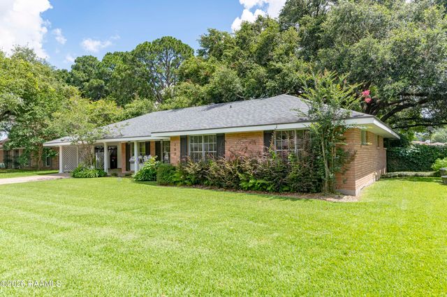 207 Broadmoor Boulevard, Lafayette, LA 70503