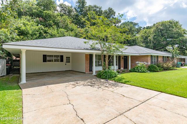 207 Broadmoor Boulevard, Lafayette, LA 70503