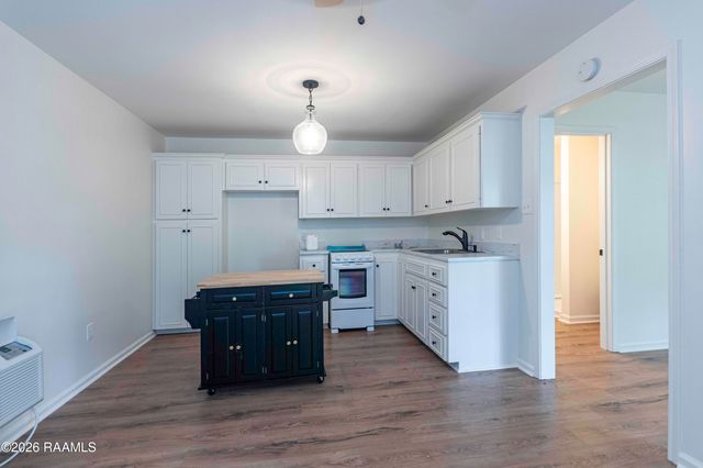 207 Broadmoor Boulevard, Lafayette, LA 70503