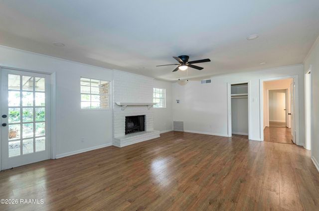 207 Broadmoor Boulevard, Lafayette, LA 70503