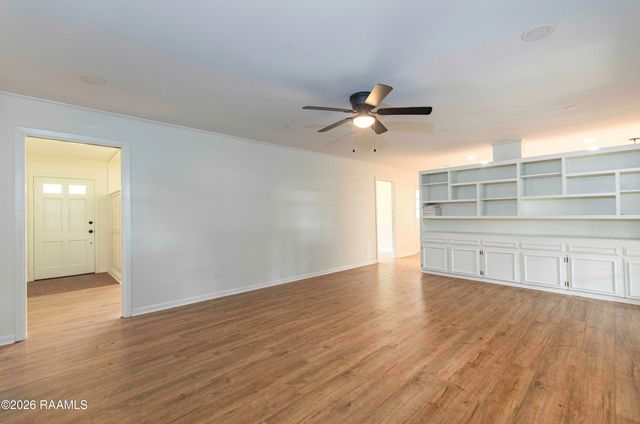 207 Broadmoor Boulevard, Lafayette, LA 70503