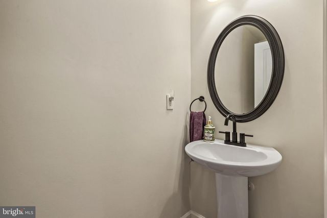 16408 CHATTANOOGA LN, Woodbridge, VA 22191
