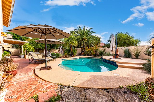 8125 S TAYLOR Drive, Tempe, AZ 85284