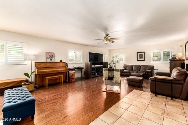 8125 S TAYLOR Drive, Tempe, AZ 85284