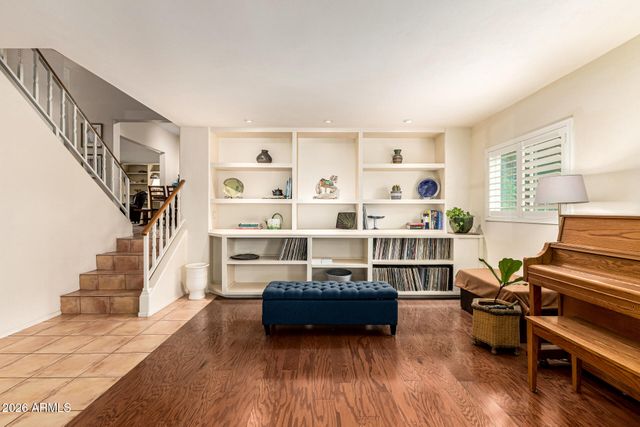 8125 S TAYLOR Drive, Tempe, AZ 85284