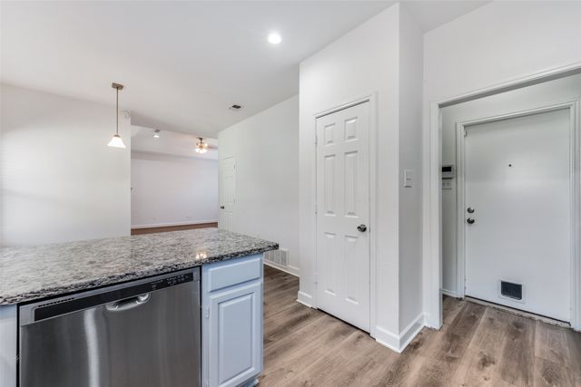 6709 Wayfarer Trail, Fort Worth, TX 76137