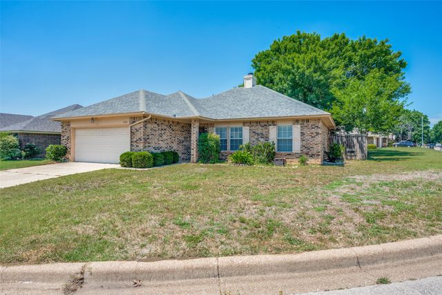 6709 Wayfarer Trail, Fort Worth, TX 76137