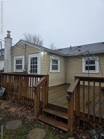 6334 Hampden, Taylor, MI 48180