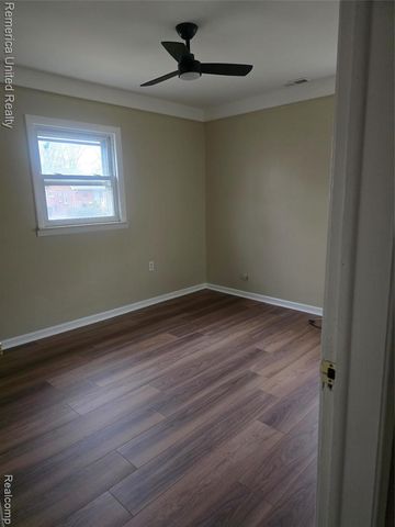 6334 Hampden, Taylor, MI 48180