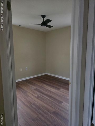 6334 Hampden, Taylor, MI 48180