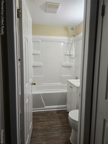 6334 Hampden, Taylor, MI 48180