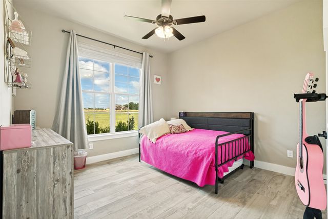 6913 Veal Station Road, Weatherford, TX 76085