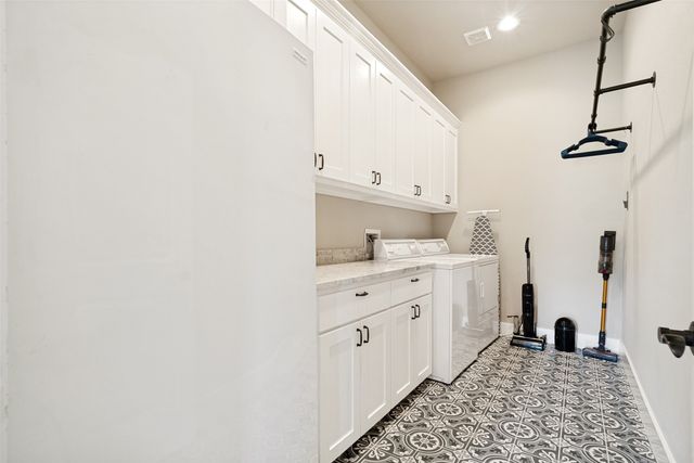 6913 Veal Station Road, Weatherford, TX 76085