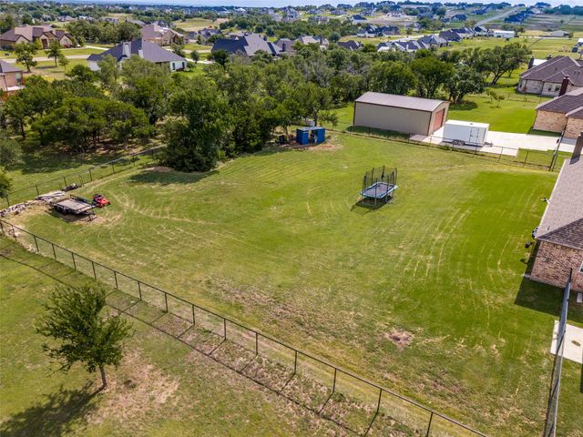 6913 Veal Station Road, Weatherford, TX 76085