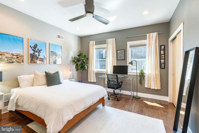 1218 CREASE ST, Philadelphia, PA 19125