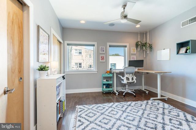 1218 CREASE ST, Philadelphia, PA 19125