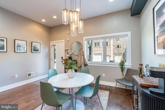 1218 CREASE ST, Philadelphia, PA 19125