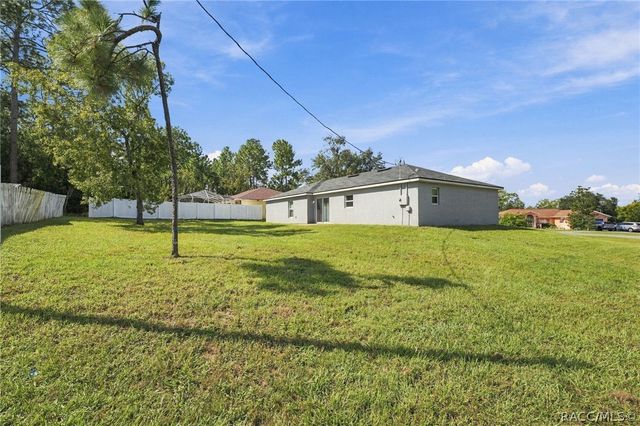 7839 N Quibble Avenue, Citrus Springs, FL 34434