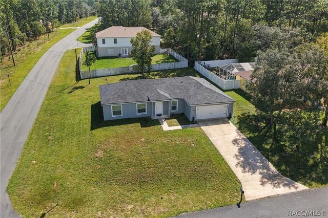 7839 N Quibble Avenue, Citrus Springs, FL 34434