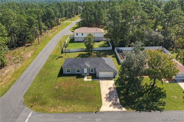 7839 N Quibble Avenue, Citrus Springs, FL 34434