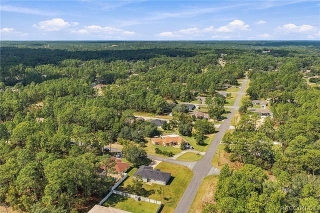 7839 N Quibble Avenue, Citrus Springs, FL 34434