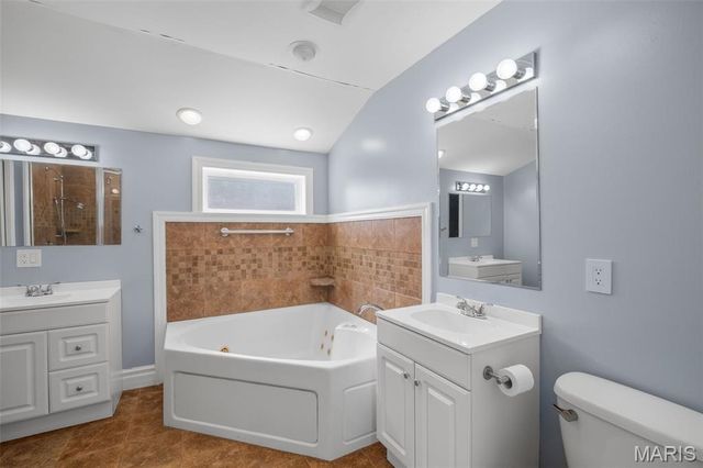 8261 Watson Road, Webster Groves, MO 63119