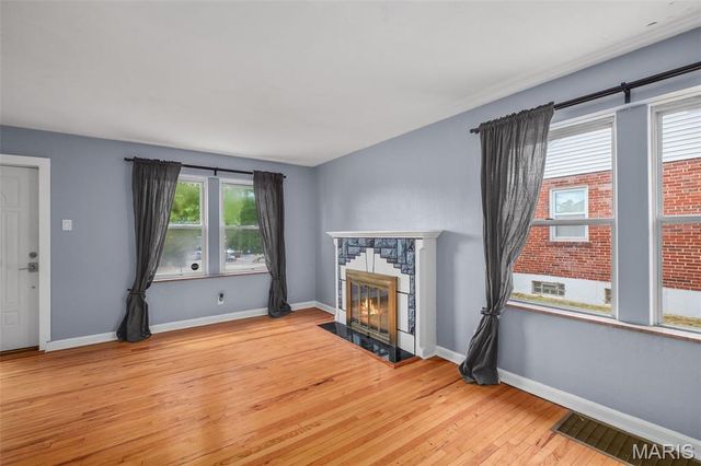 8261 Watson Road, Webster Groves, MO 63119