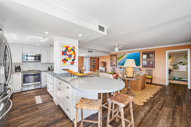 5380 N Ocean Drive 3a, Singer Island, FL 33404