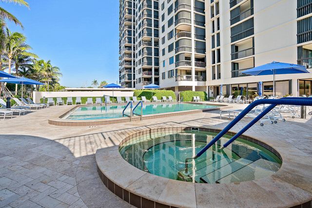 5380 N Ocean Drive 3a, Singer Island, FL 33404