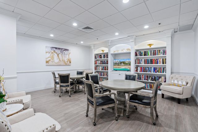 5380 N Ocean Drive 3a, Singer Island, FL 33404