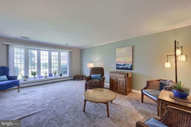 2127 JEFFERSON RD, Spring Grove, PA 17362