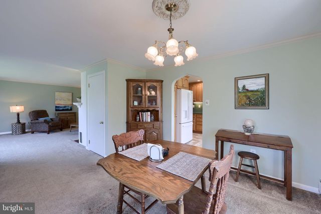 2127 JEFFERSON RD, Spring Grove, PA 17362