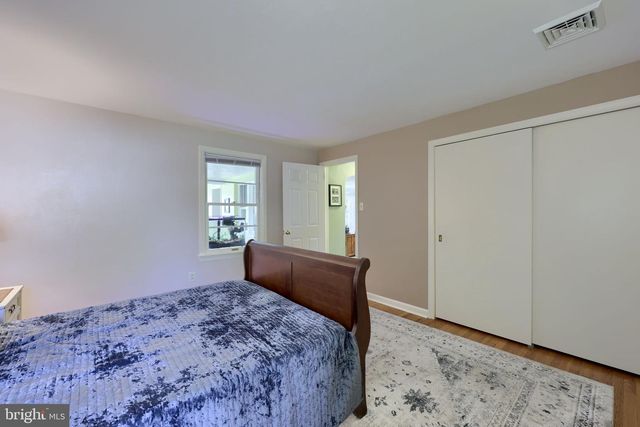 2127 JEFFERSON RD, Spring Grove, PA 17362