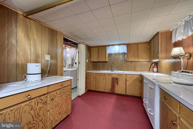 2127 JEFFERSON RD, Spring Grove, PA 17362