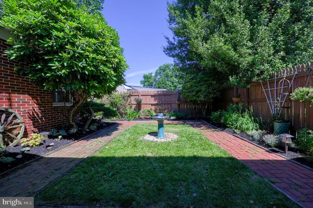2127 JEFFERSON RD, Spring Grove, PA 17362